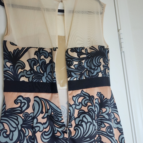 Newyork& Company Blush brown, women paisley sleeveless dress With  Size 12 - Picture 8 of 13